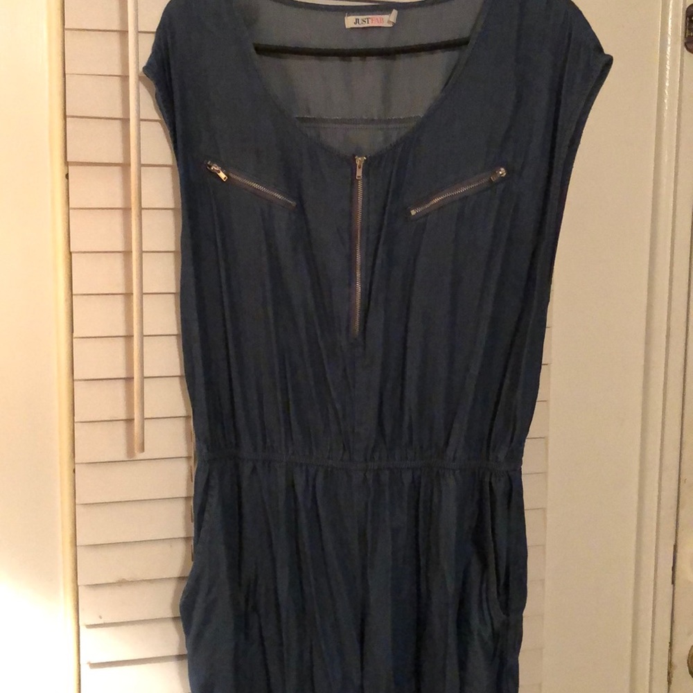💙💙Chambray material, denim-look jumpsuit💙💙